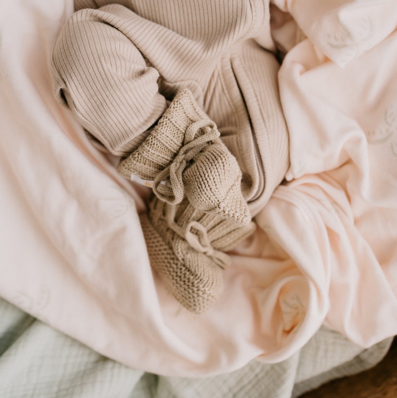 Knitted Booties - Khaki